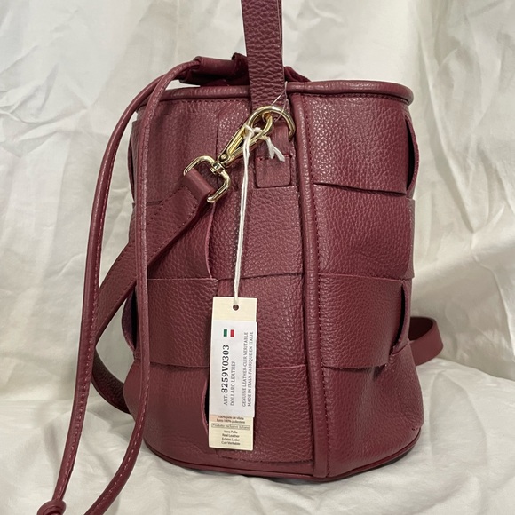 NWT - Lia Numia Italian Leather Woven Purse - Red/Burgundy - Picture 4 of 11